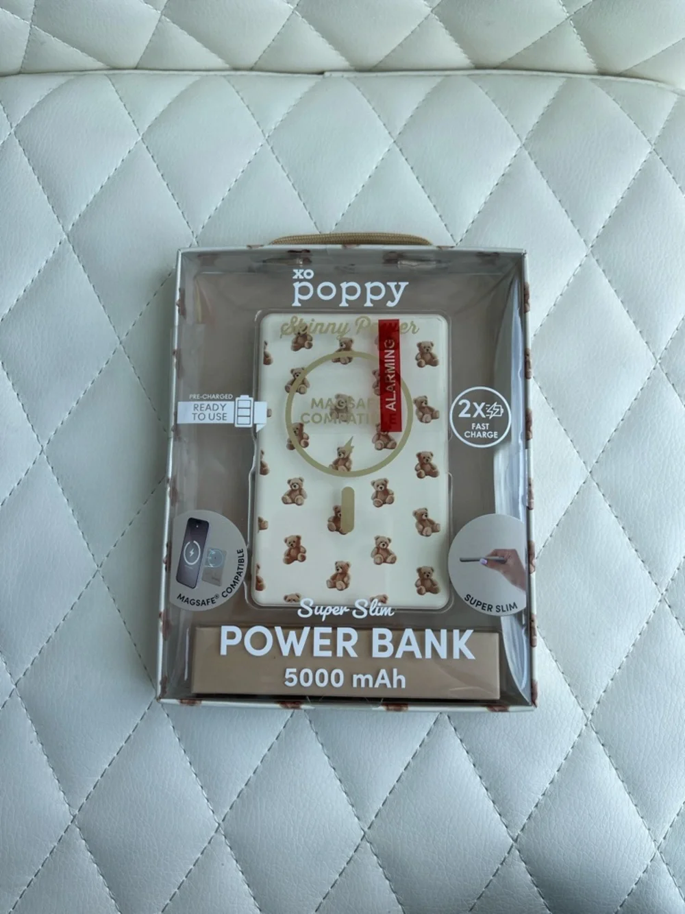xo poppy Super-Slim 5000mAh Power Bank - Cream with Bear Print